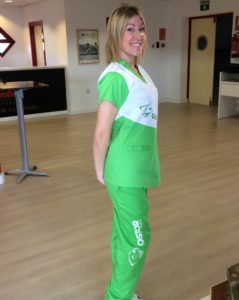 Limpiezas Castor. uniforme4-239x300 CASTOR DISEÑA EN EXCLUSIVA SU NUEVO UNIFORME