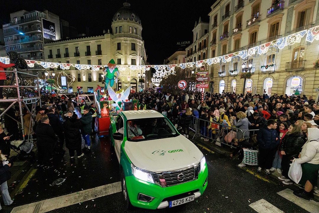 Limpiezas Castor. cabalgata-de-los-Reyes-Magos-2024.-Castor-AC-33 Empresa de Limpieza Granada. Limpiezas Castor